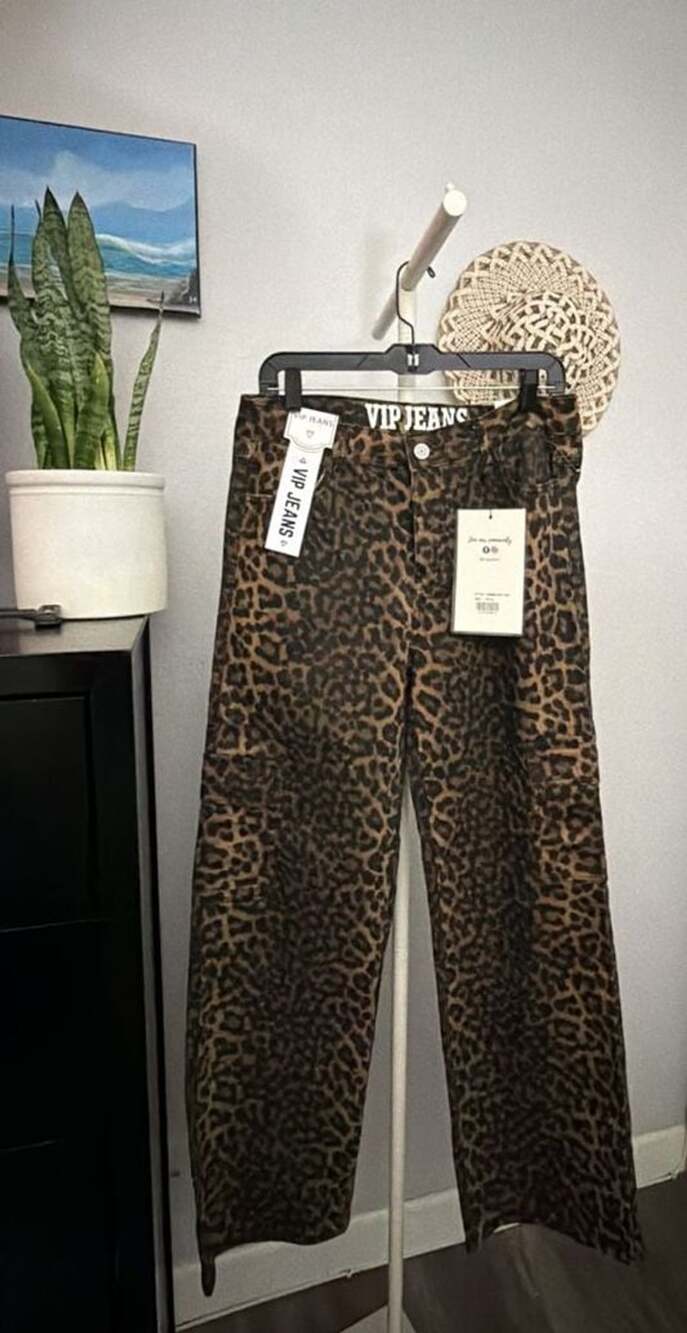 VIP Jeans Leopard Cargo Pants Size 15/16 Brown Cheetah Print